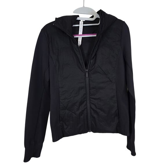lululemon athletica Jackets & Blazers - Women's Lululemon Black Goose Down Hooded Jacket | Size 6
